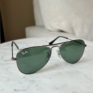 Ray-Ban Kids Aviator Sunglasses RJ9506S